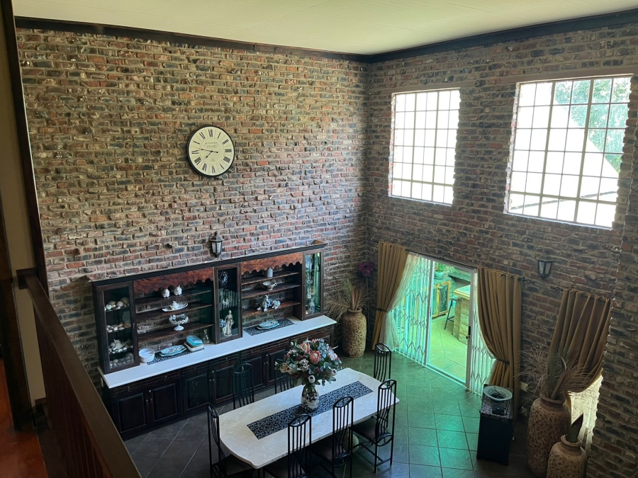6 Bedroom Property for Sale in Bainsvlei Free State